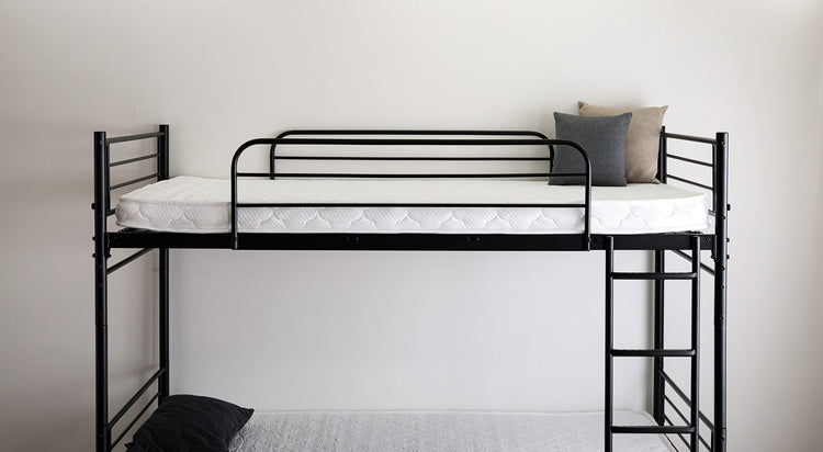 並べて連結も可能 パイプ2段ベッド