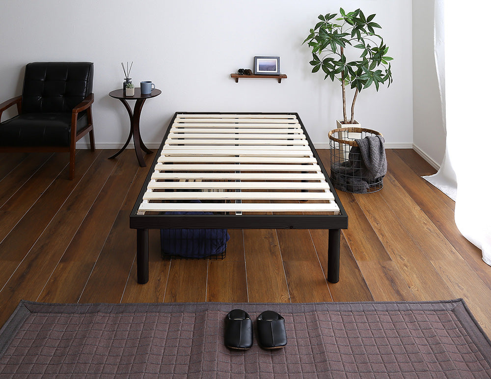 高さ2段階調整脚付きすのこベッド パイン材【シングル】