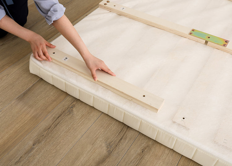 脚付きベッド ウレタンロールマットレス［セミシングル］