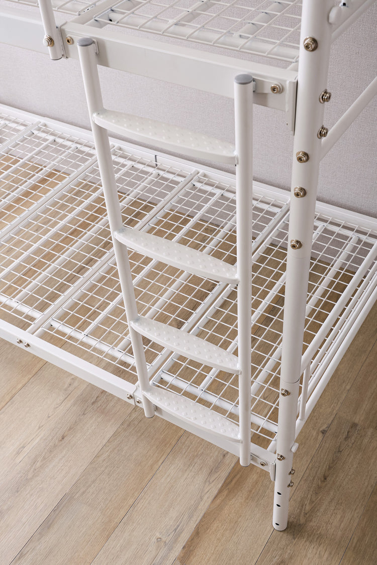 並べて連結も可能　パイプ2段ベッド